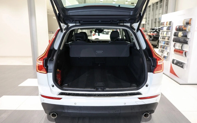 Volvo XC 60 cena 157850 przebieg: 99745, rok produkcji 2019 z Nowa Sarzyna małe 596